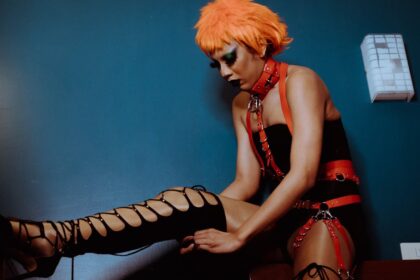 découvrez l’univers bdsm : pratiques, conseils et sécurité pour explorer l’érotisme alternatif dans le respect et la confiance entre partenaires.