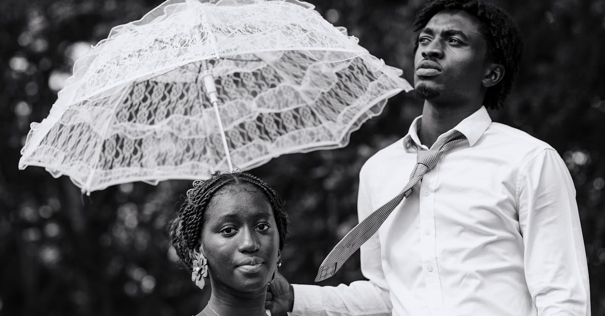 découvrez une large gamme d’accessoires bdsm pour explorer vos fantasmes en toute sécurité. choisissez parmi des articles de qualité pour pimenter votre vie intime et renforcer la complicité au sein de votre couple.