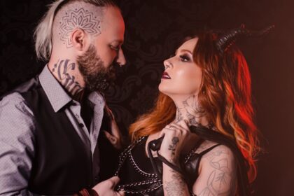 découvrez notre sélection d’accessoires bdsm pour sublimer vos jeux de domination et soumission. qualité, sécurité et plaisir pour toutes vos envies sensuelles.