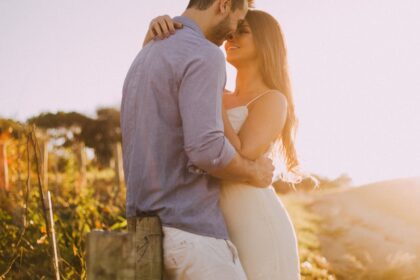 découvrez les jouets intimes connectés : innovation, plaisir et connexion à distance. explorez comment ces dispositifs révolutionnent la vie intime des couples et apportent de nouvelles expériences sensorielles grâce à la technologie.