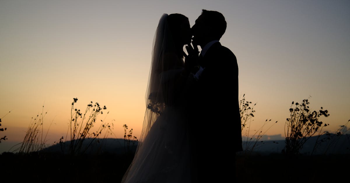 découvrez comment renforcer l’intimité au sein de votre couple avec des conseils pratiques et des idées pour nourrir la complicité, la communication et la connexion émotionnelle.