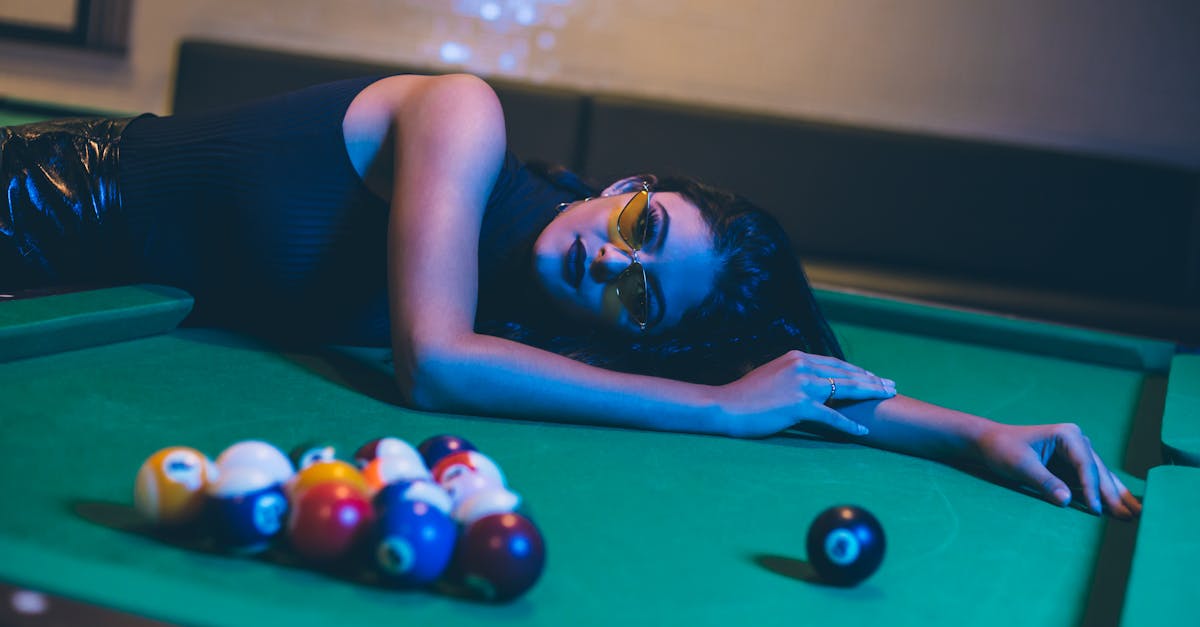 découvrez les boules de kegel, accessoires efficaces pour renforcer le plancher pelvien, améliorer la santé intime et accroître le plaisir. conseils d'utilisation et bienfaits expliqués.