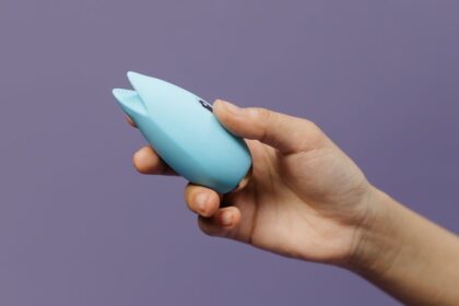 découvrez une large gamme de sex toys pour pimenter votre vie intime, explorer de nouvelles sensations et satisfaire tous vos désirs. livraison discrète et conseils personnalisés.