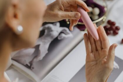 découvrez le nettoyant pour sex toys : une solution efficace et hygiénique pour nettoyer vos accessoires intimes en douceur. un usage simple pour préserver votre santé et prolonger la durée de vie de vos jouets intimes.