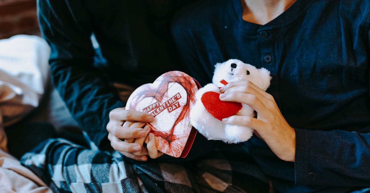 découvrez notre nettoyant pour sextoys, spécialement formulé pour une hygiène parfaite et une utilisation en toute sécurité de vos accessoires intimes. facile à utiliser, doux pour la peau et sans résidus.