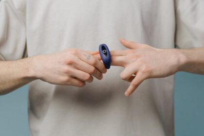 découvrez une sélection de sextoys innovants pour tous les plaisirs. guide d'achat, conseils d’utilisation et nouveautés pour une vie intime épanouie. discrétion garantie !
