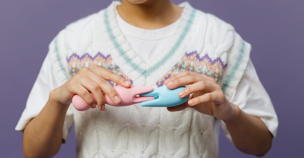 découvrez notre sélection de sextoys pour pimenter votre vie intime, seul ou en couple. livraison discrète et conseils personnalisés pour un plaisir assuré !