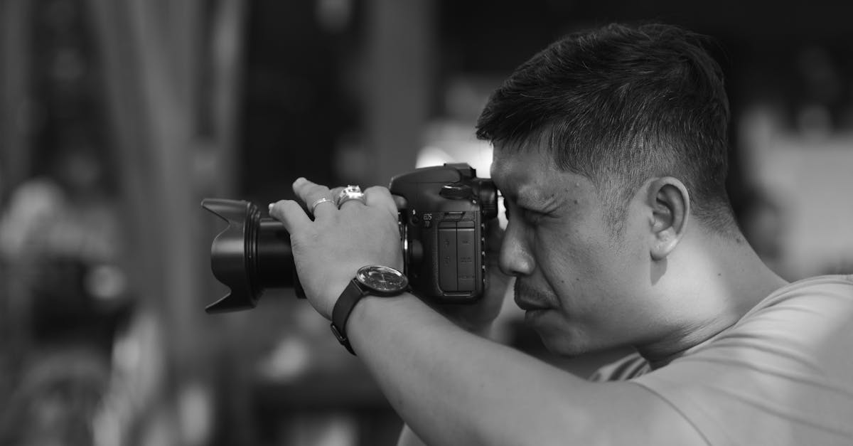 découvrez le vibrating ring, un anneau vibrant conçu pour intensifier le plaisir lors de vos moments intimes. offrez-vous de nouvelles sensations avec ce jouet discret, facile à utiliser et parfait pour les couples à la recherche d'expériences inédites.